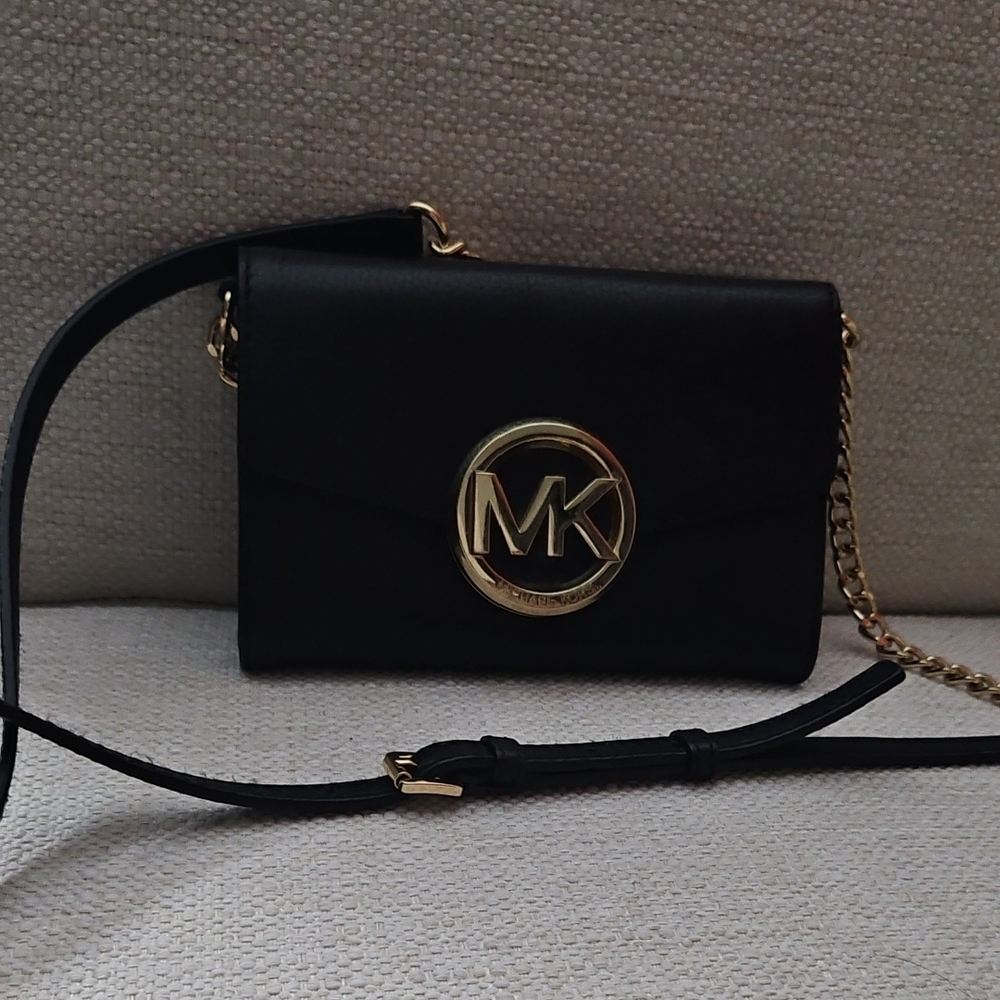 Michael Kors Black and Gold Crossbody Bag